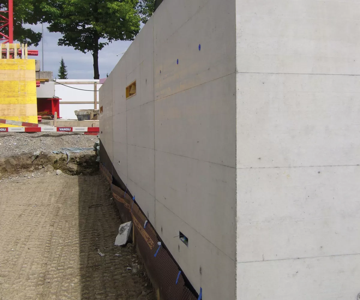 Tobler Rex Kallëp me tra Tobler Scaffolding and Formwork SH.P.K.]