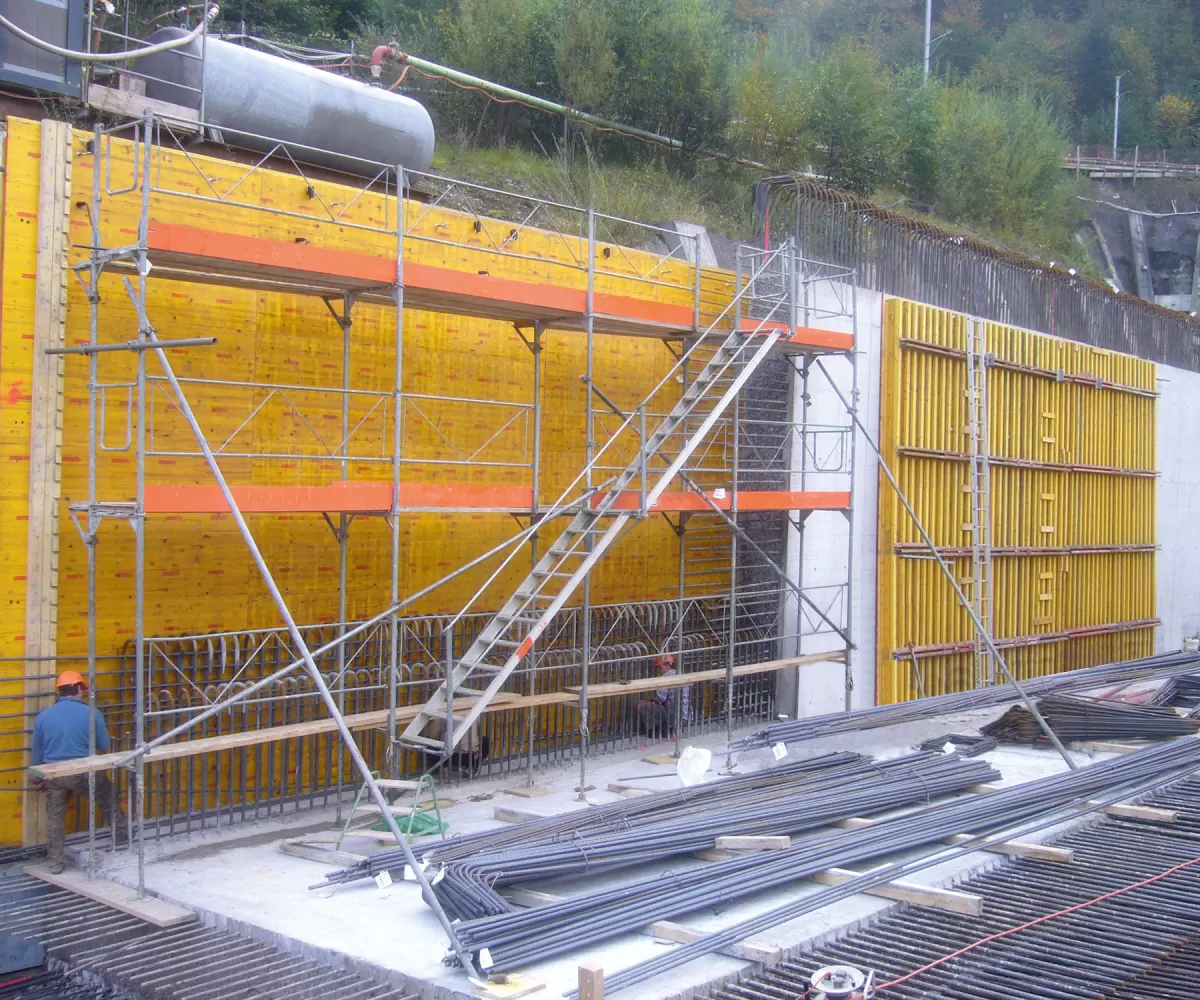 Tobler Rex Kallëp me tra Tobler Scaffolding and Formwork SH.P.K.]