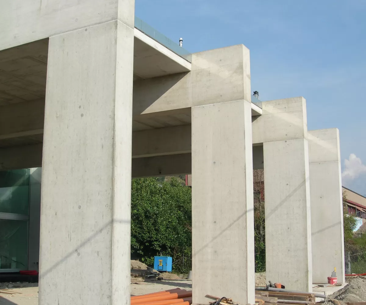 Tobler Rex Kallëp me tra Tobler Scaffolding and Formwork SH.P.K.]