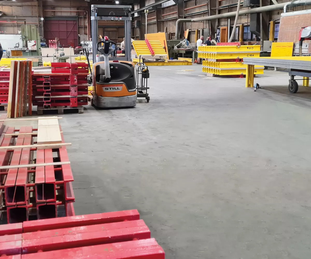 Tobler Rex Kallëp me tra Tobler Scaffolding and Formwork SH.P.K.]